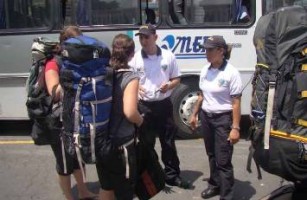 Tourism Police Assisting Backpackers. Source: Fuerza Publica