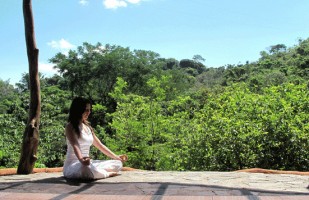 yoga retreat Amatierra wellness center costa rica