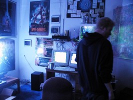 Unidentified hacker. Wikimedia Commons