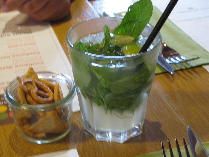 "Virgin Mojito" by JPS68 - Own work. Licensed under CC BY-SA 4.0 via Commons 