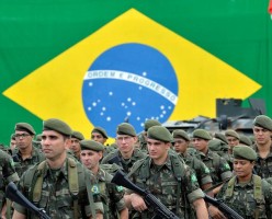 By Ministério da Defesa - Solenidade de passagem de cargo dos Comandantes da 2ª Região Militar e da 2ª Divisão de Exército no QG do Comando Militar do Sudeste (CMSE), CC BY 2.0