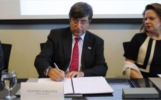 Ana Helena Chacon Echeverria, Vice President of the Republic of Costa Rica witnessed the signing of the document. Source: Cisco