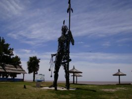 Monument at Punta Querandí, Wikimedia Commons
